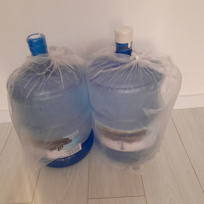 Продам бутылку для воды.