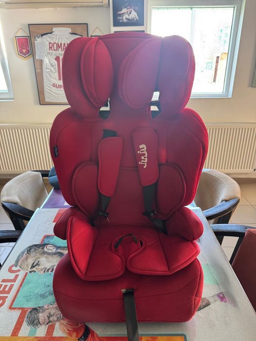 Scaun de bebe pentru masina