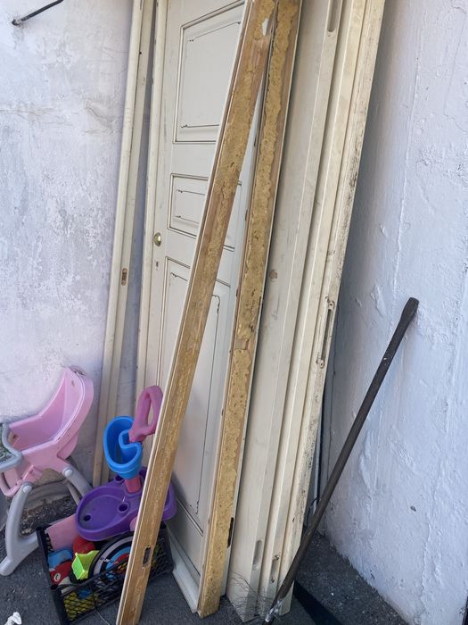 Продам межкомнатные двери