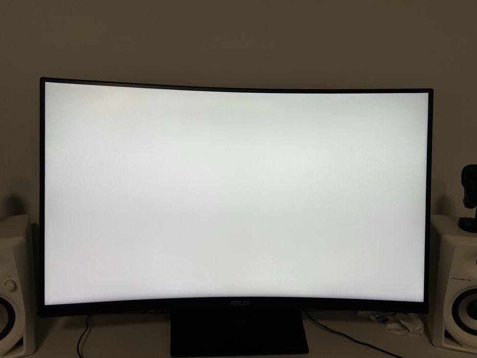 Monitor ASUS TUF Gaming VG32VQ Curbat 31.5 inch 1440p QHD 144 Hz