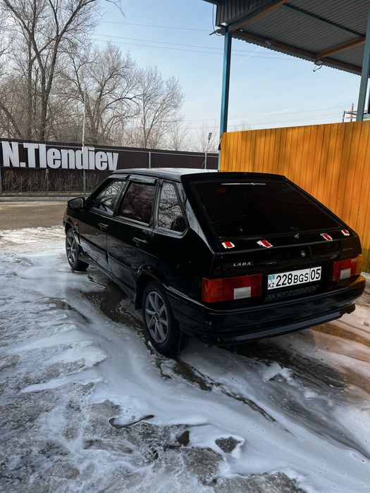 Продам машину ваз 2114