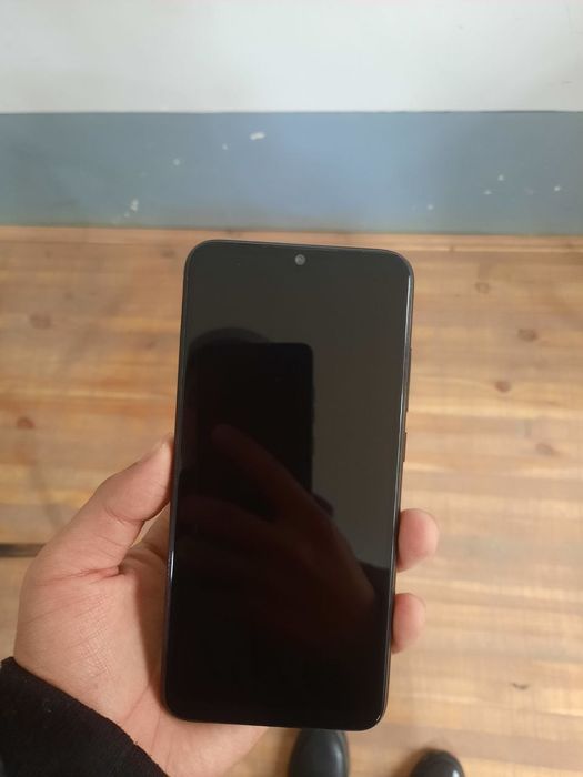 Redmi note 8, aybi sensir almashgan