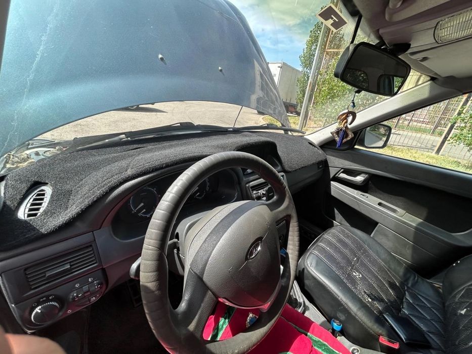 LADA Priora 2014