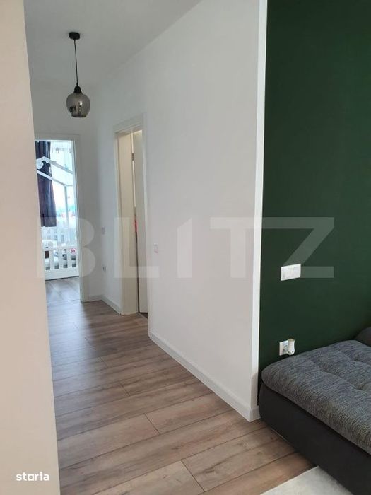 Apartament de vanzare, 3 camere, 2 bai, garaj + boxa, zona Subcetate