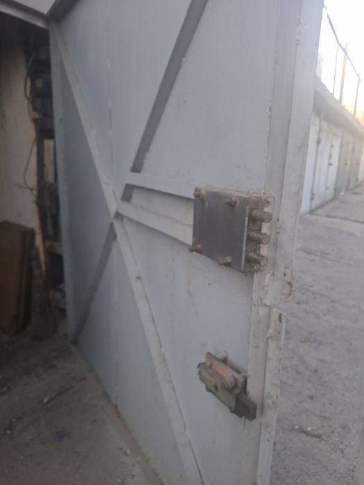 Продаётся гараж бетонный. Beton garaj Bodomzorda.