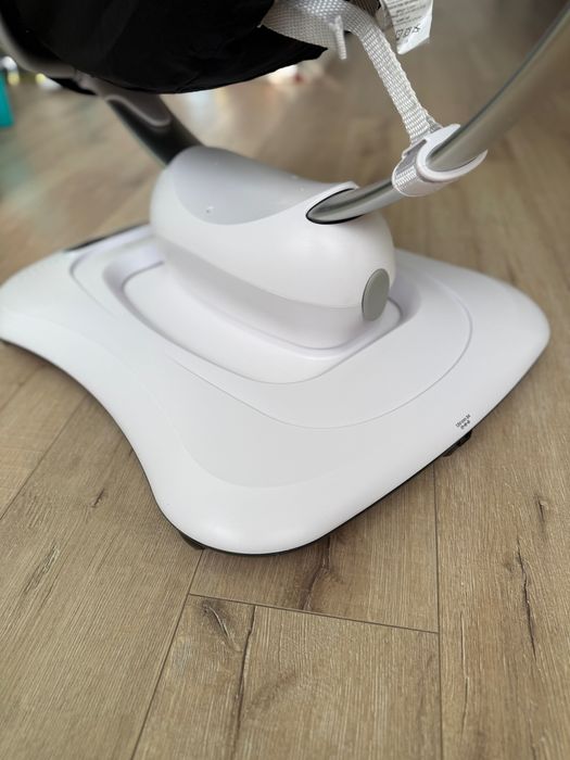 Бебешка люлка MamaRoo 4.0