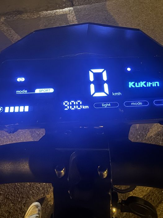 Vand trotineta electrica kukirin g4