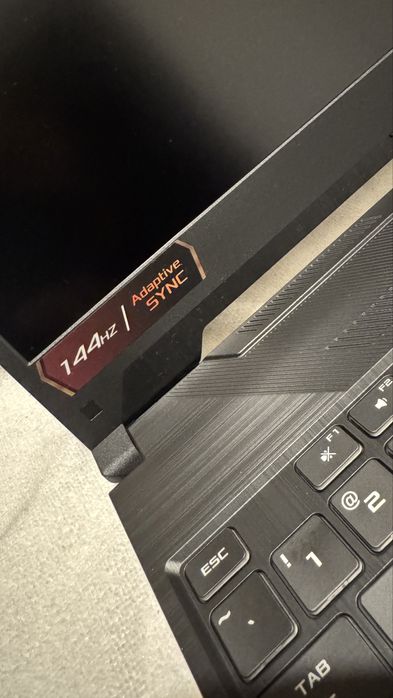 Vand laptop ASUS de gaming ca nou! (Folosit doar 2 ore)