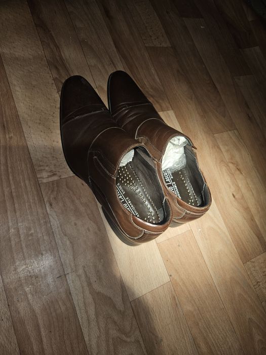 Продаётся Обувь туфли!