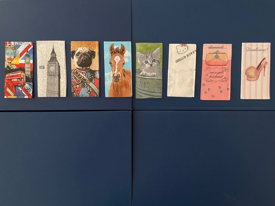 Колекция от 50 бр. различни салфетки.