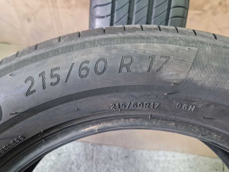 2 Michelin R17 215/60
летни гуми 
DOT0321