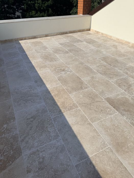 Marmura,travertin,onix,granit,andezit,quartz