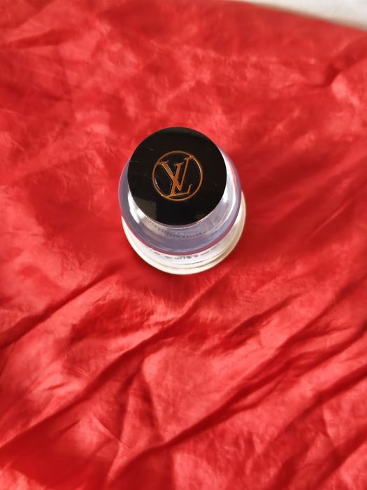 Luis Vuitton, Nou cu eticheta