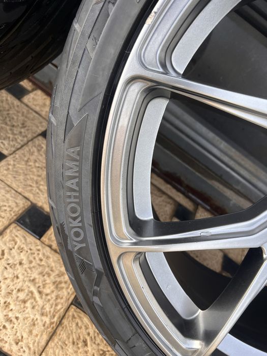 Диски с шиной R19 Yokohama Advan 245/35