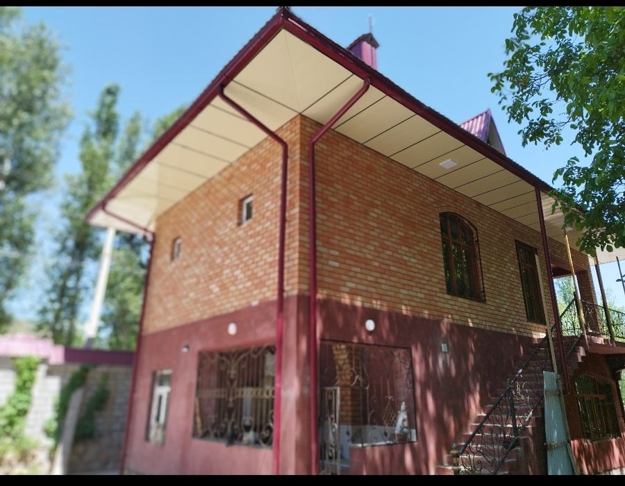 Дача сотилади Чимганда Лайнер ёнида  10сотих 149минг