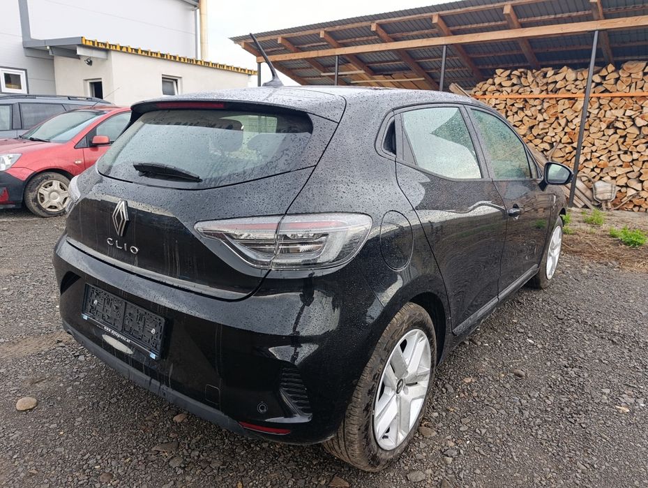 RENAULT Clio 2025 — imagine 4