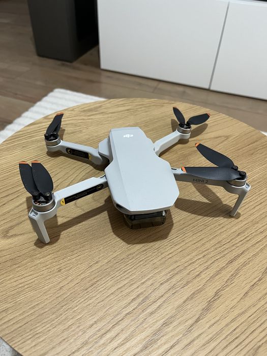 Drona DJI Mini 2