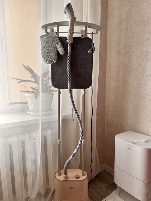 Продам Отпариватель для одежды Ava KG-3208