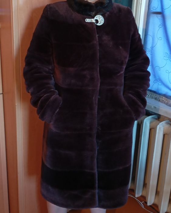 Продаю шубу. Мутон