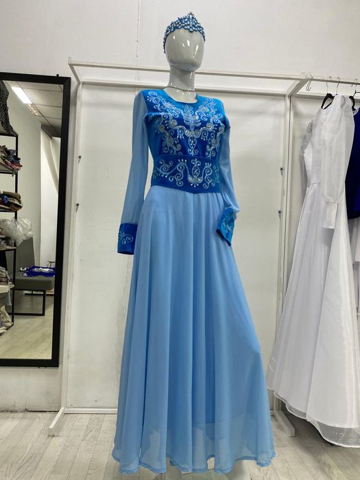 Продам национальное  платья