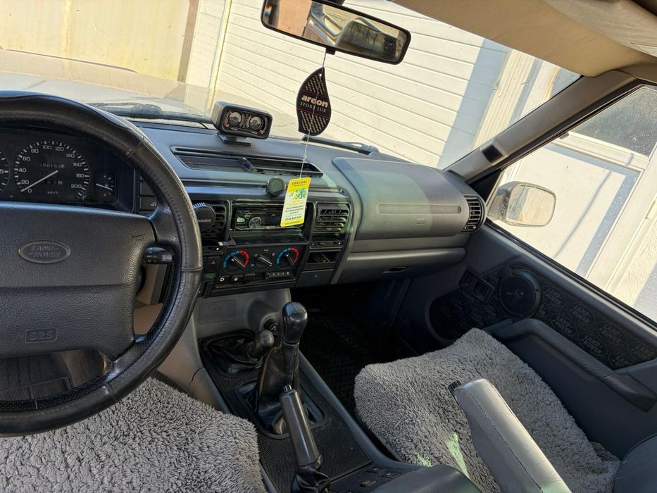 Vând Land ROVER Discovery