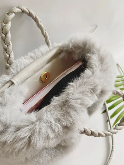 Сумка меховая, через плечо