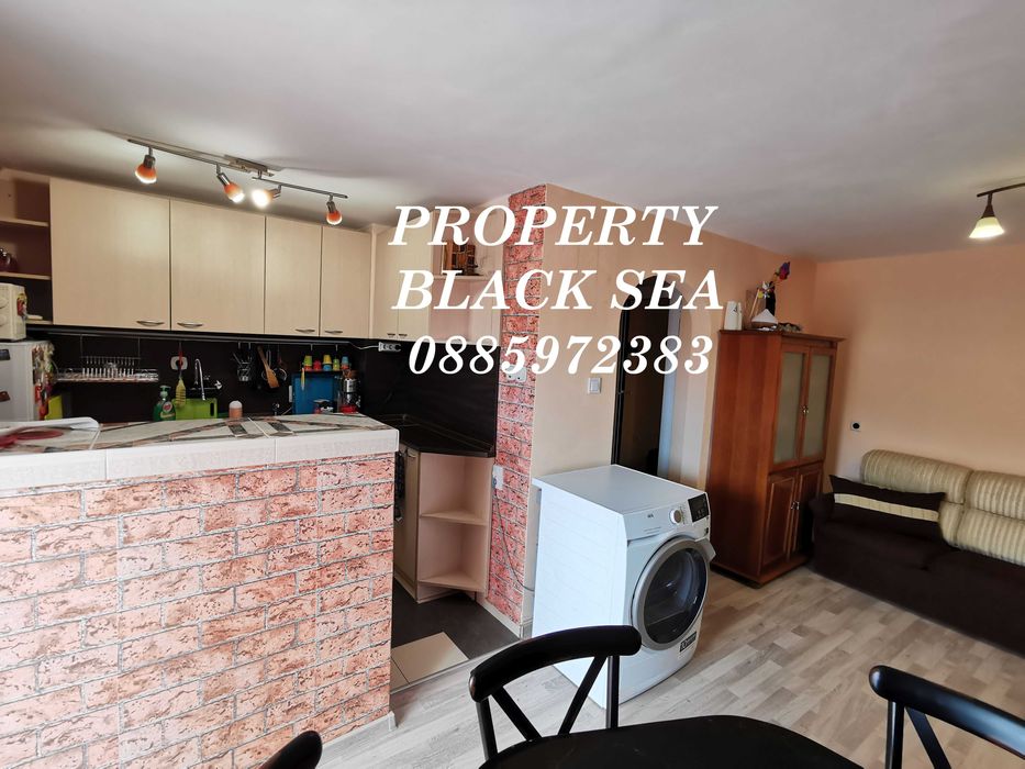 Продава се Тристаен апартамент в Бургас, Възраждане - 80 кв.м за 1688 €/кв.м - Снимка #3