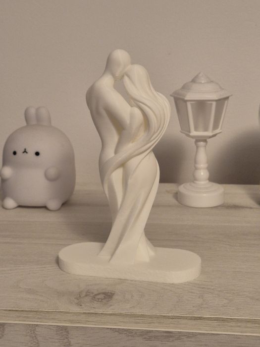Statuetă Cuplu "Îmbrățișare" - Printat 3D - Cadou Valentine's