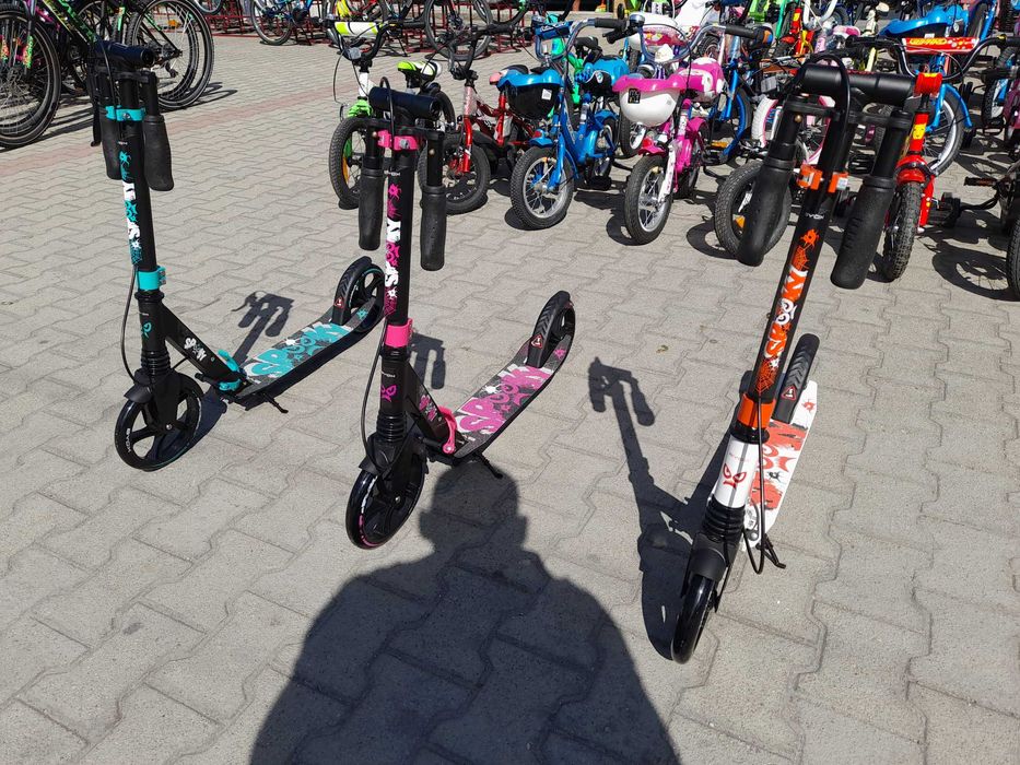 BYOX Детска тротинетка SPOOKY