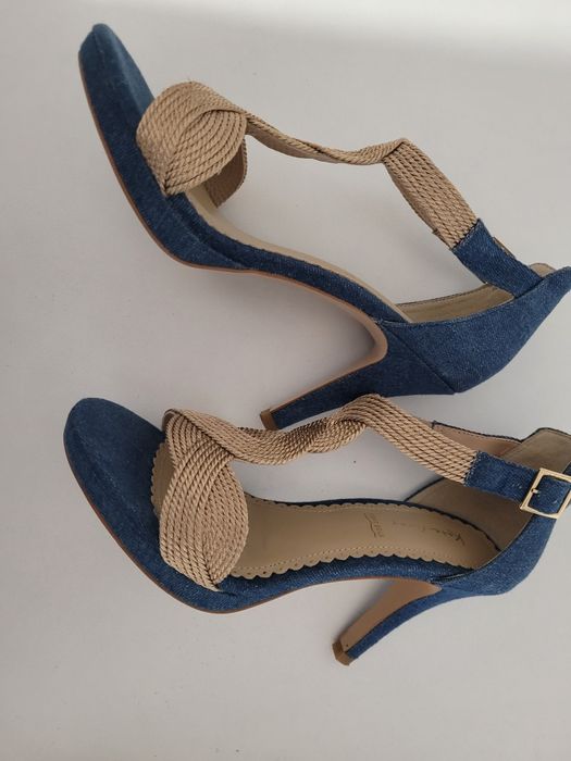 Sandale stare impecabila, marimea 36