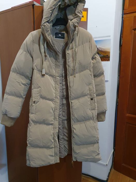 Vand  sau schimb geaca groasa marimea S