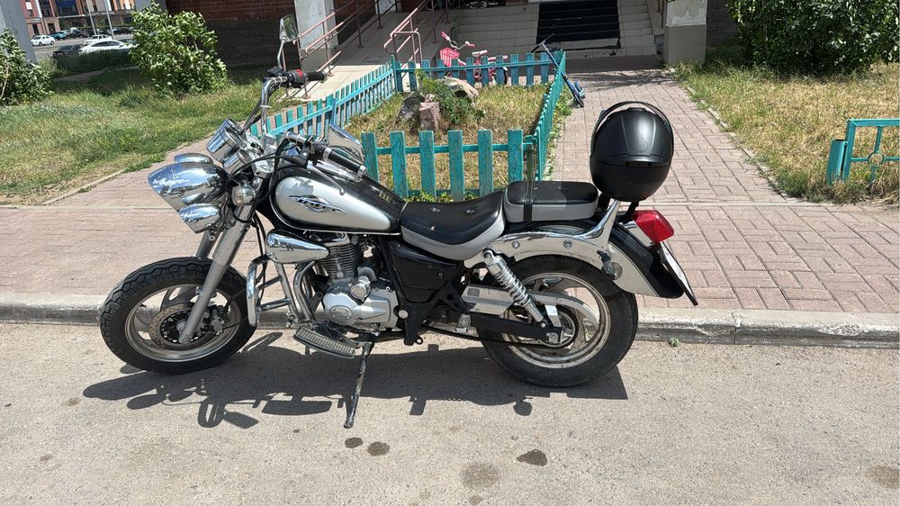 Продам мотоцикл. Чопер