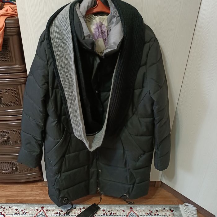 Продам куртку зима 10000