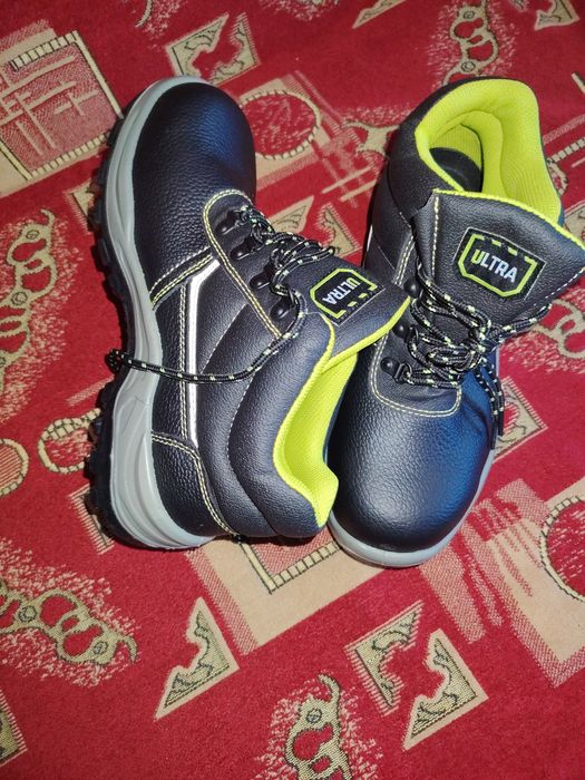 Туфли рабочие новые