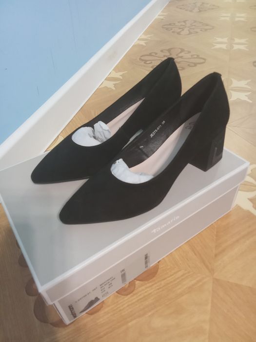 Элегантные туфли замшевые