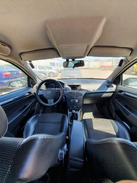 Opel ASTRA h motor 1 9 Dezmembrez/Dezmembra