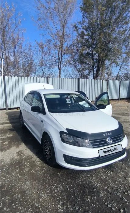 Автомобиль Фольксваген Поло