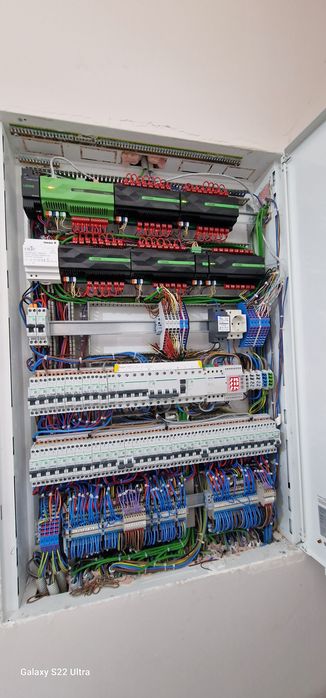 Smart Home / Electrician