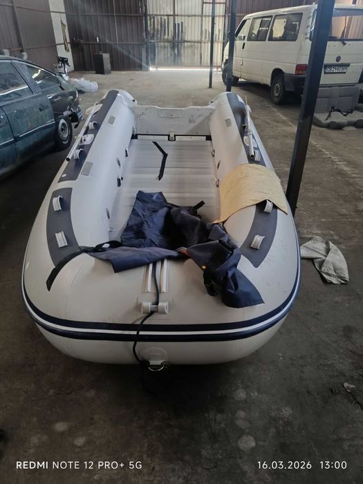 Лодка за всичко а