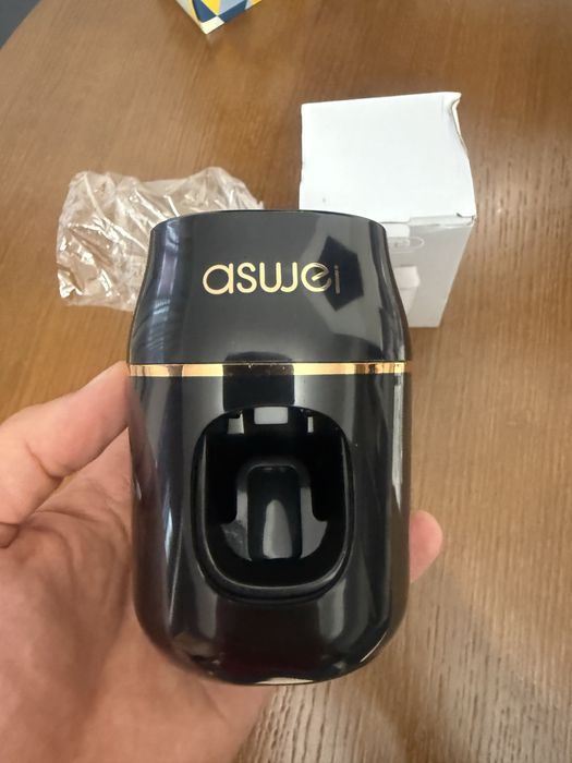 Vand suport pasta de dinti si periute