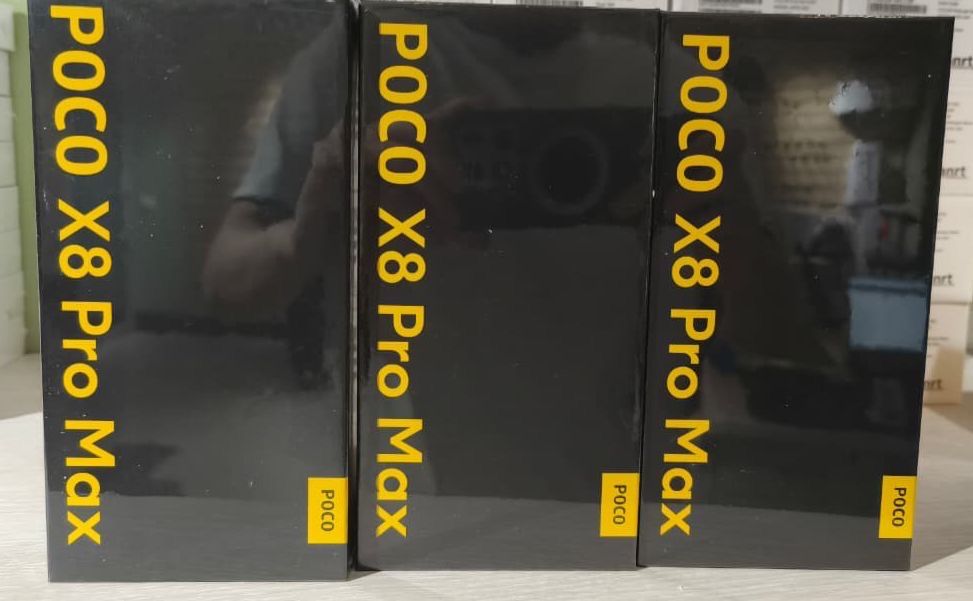 Poco F8 Ultra 16/512 black,blue
