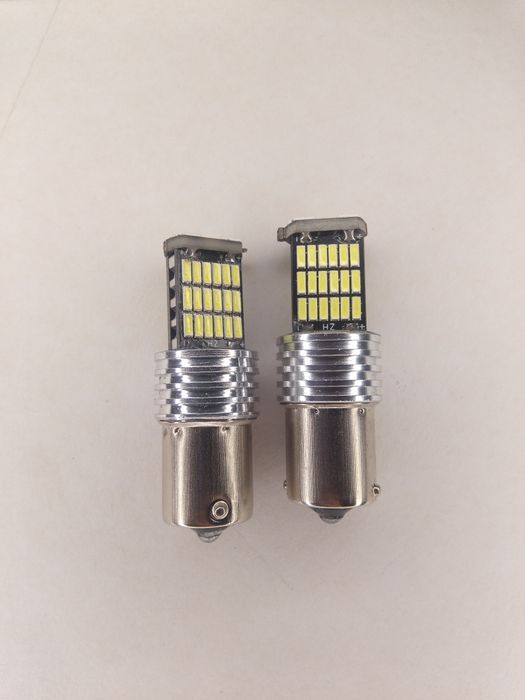 Led крушки за фарове на автомобил