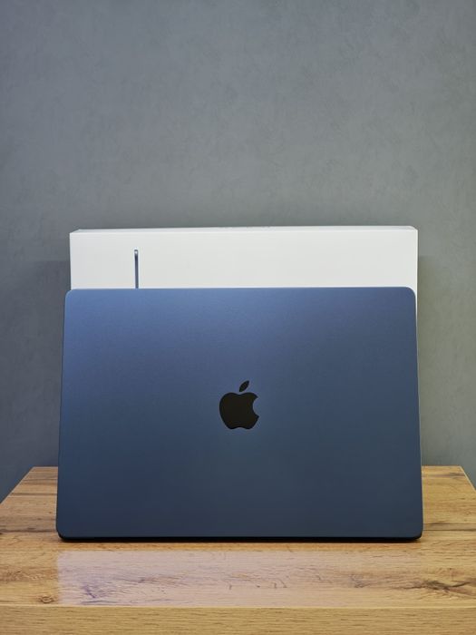 MacBook Air M3 16/512 GB 15' | Mobile Zone