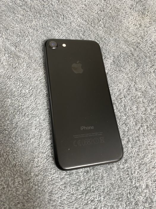 iPhone 7 Black (Акб 100%)