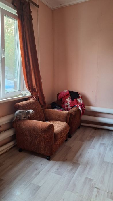 Отдам диван даром