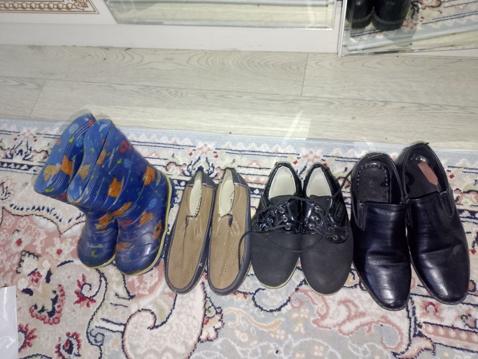 Детский обуви ..