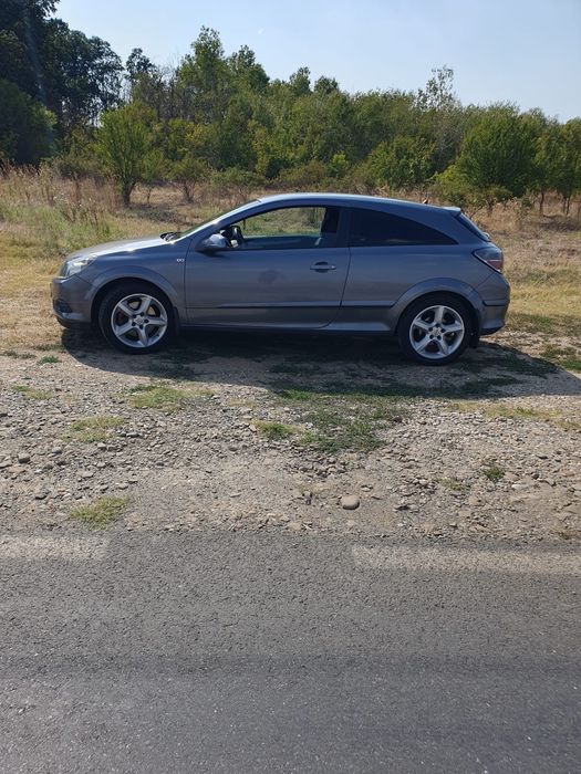Opel Astra H GTC 150cp