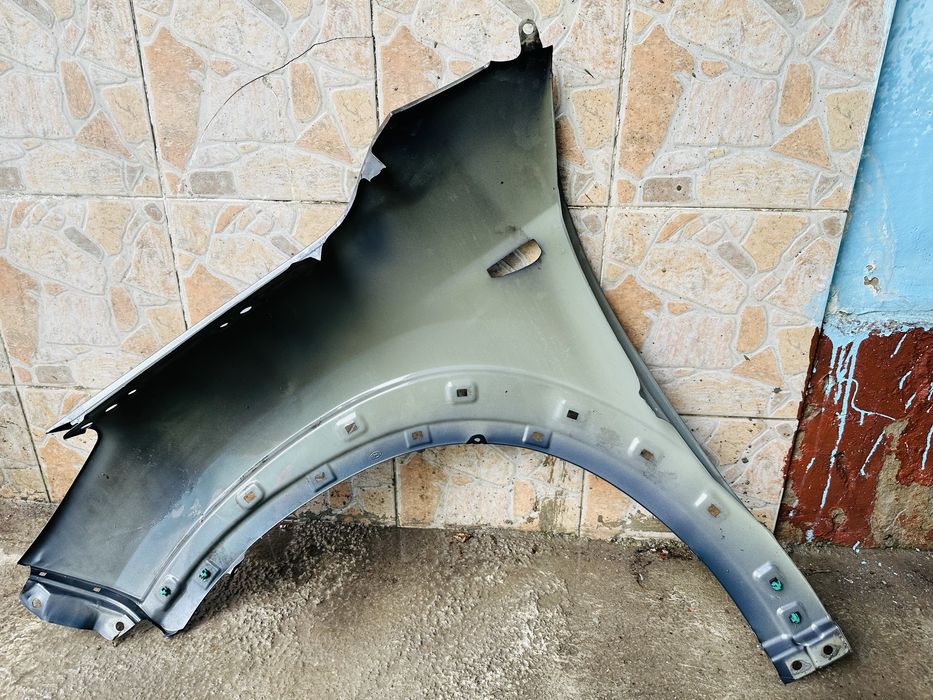 Туксон крыло правый