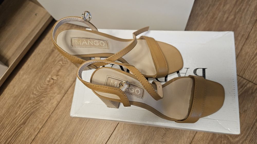 Sandale MANGO mar 37.