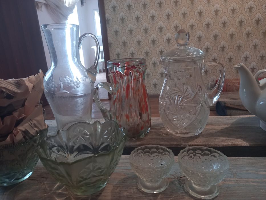 Продам посуду, чайники,